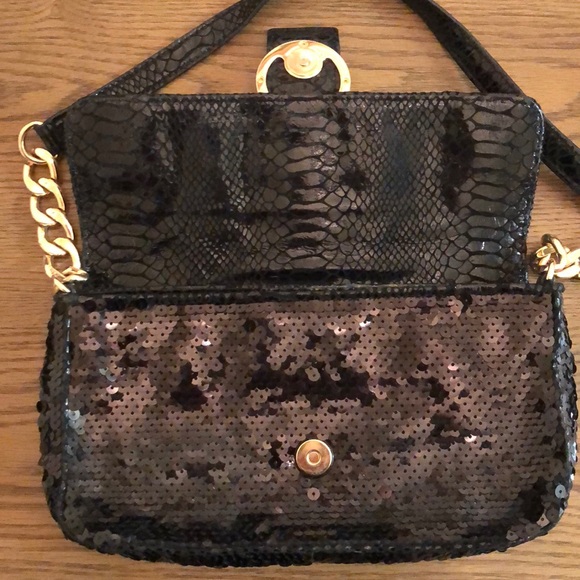 Sequin Michael Kors purse - Picture 4 of 7